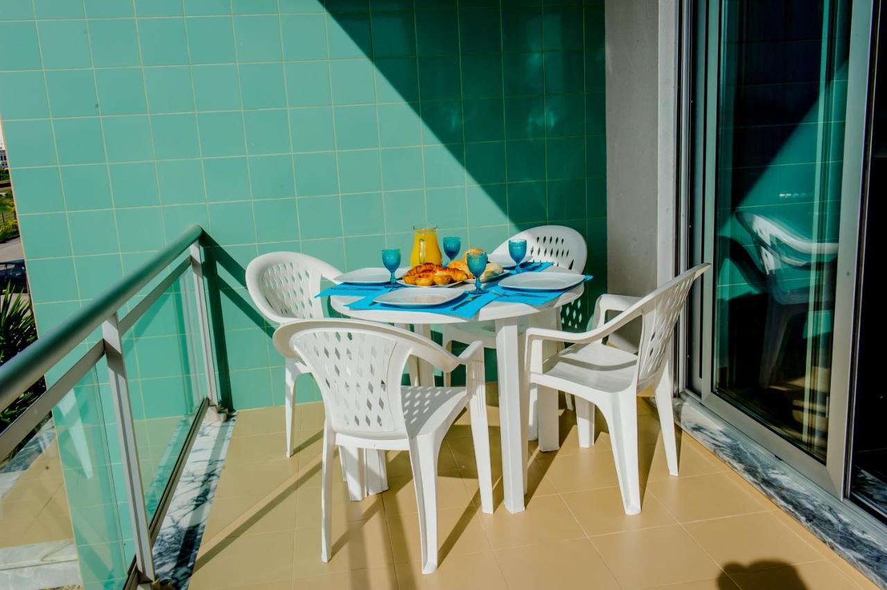 Alojamentos Campo & Mar-T2 Com Piscina São Martinho do Porto Exteriör bild