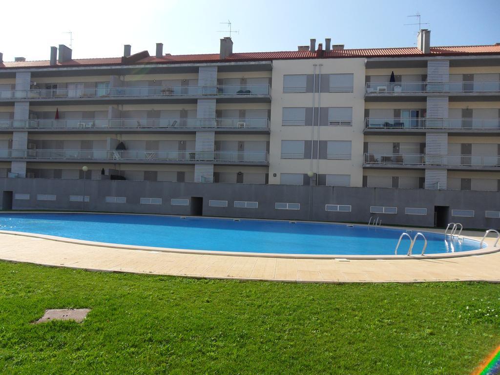 Alojamentos Campo & Mar-T2 Com Piscina São Martinho do Porto Exteriör bild