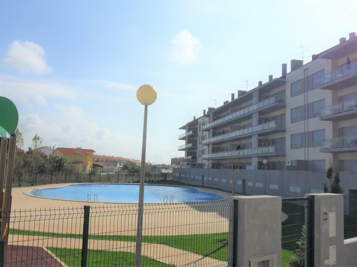 Alojamentos Campo & Mar-T2 Com Piscina São Martinho do Porto Exteriör bild